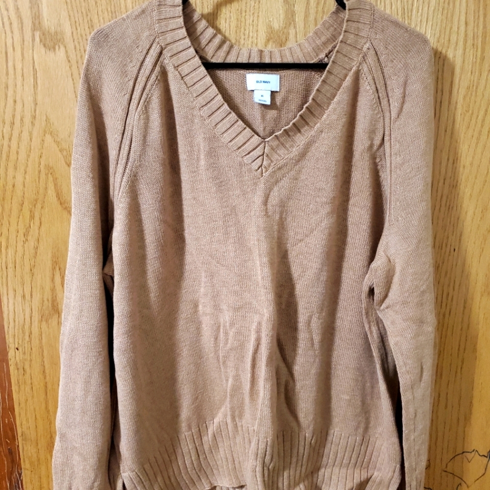 Women's sweater
